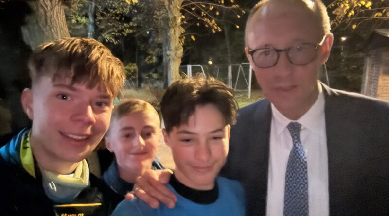 Politprominenz bei Trainingseinheit